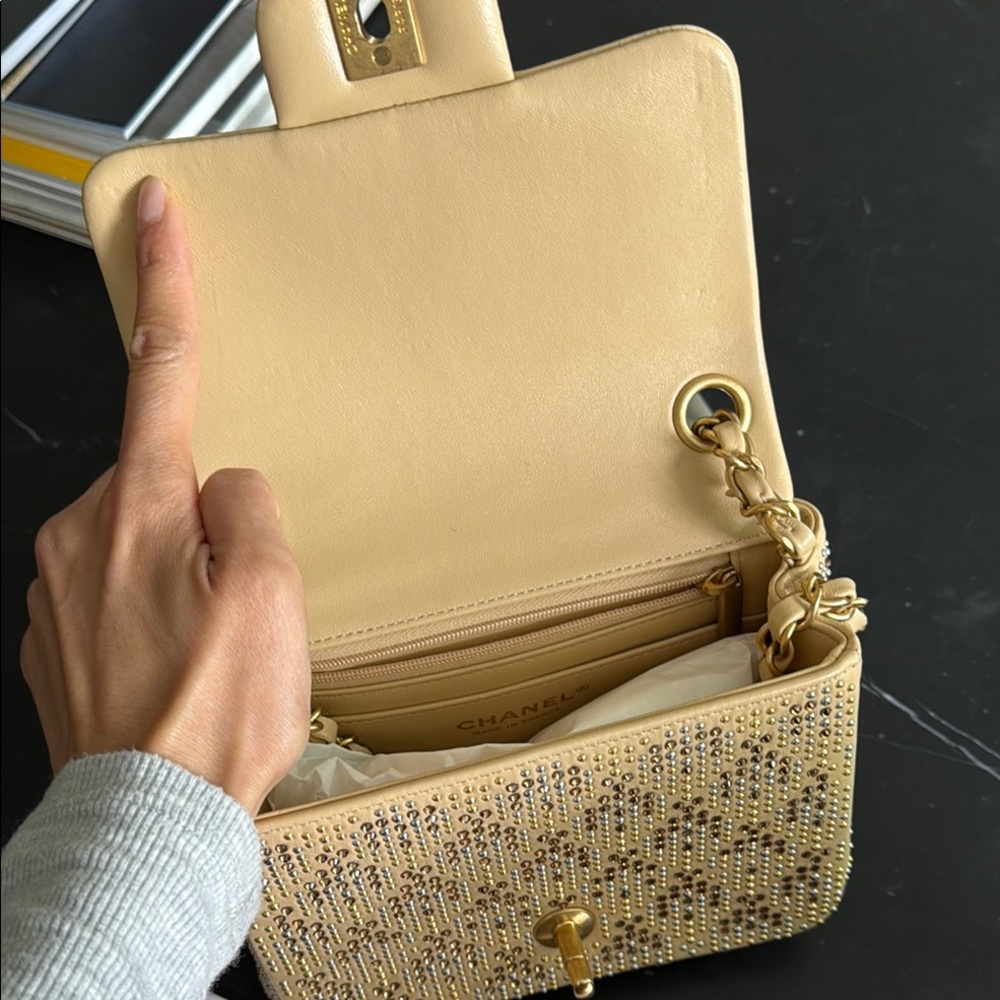 *RARE* 2025 Chanel Gold Mini Flap Bag - Gold Sparkle - Picture 6 of 16